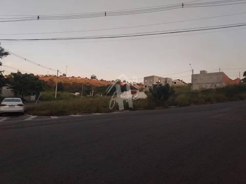 Terreno com 250m  localizado no bairro Residencial Altos de Ca...