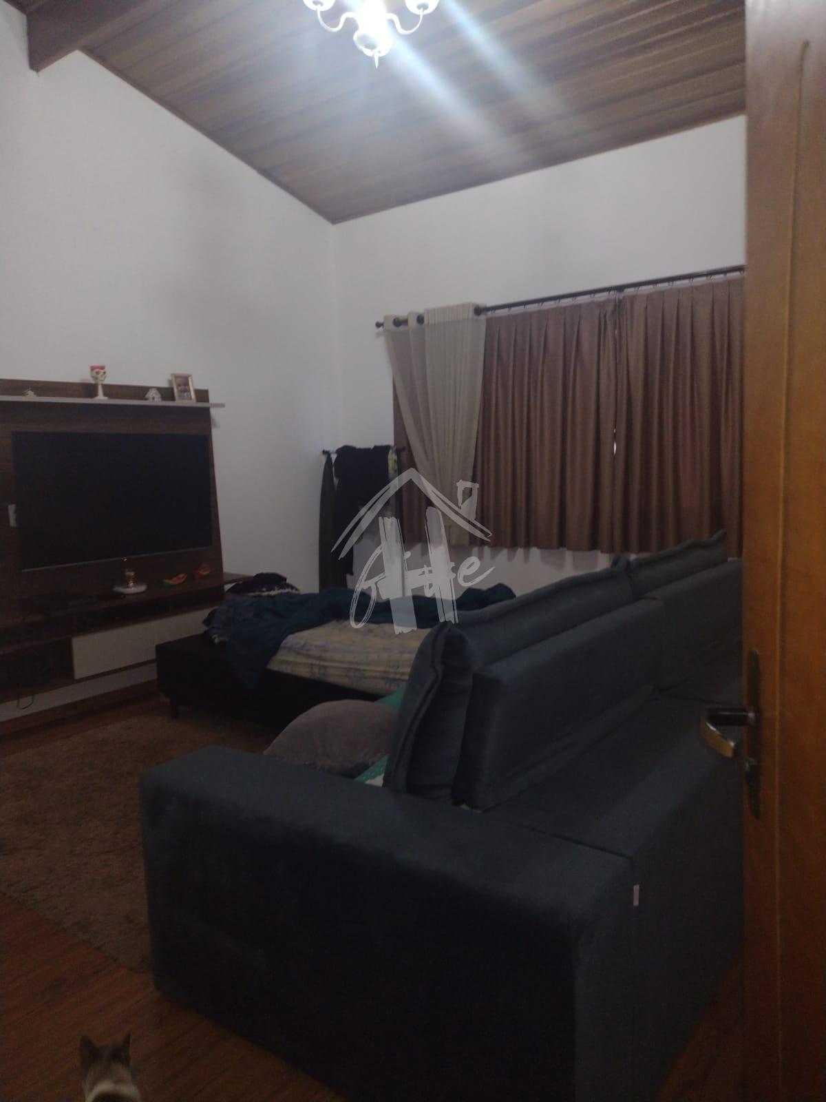 Casa a Venda com 144m  localizada no bairro Jardim It?lia 2, V...