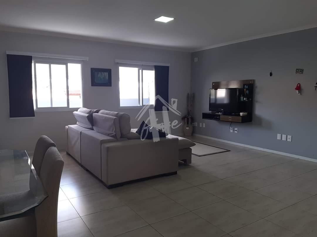 Casa a Venda com 256m  localizada no bairro Vila Brasileira, I...
