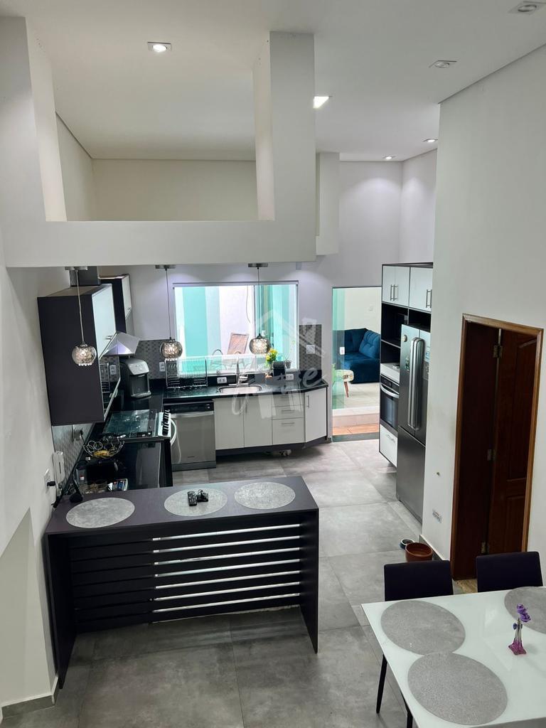 Casa a venda localizada no bairro Jardim Pacaembu Jundia? - 373m 