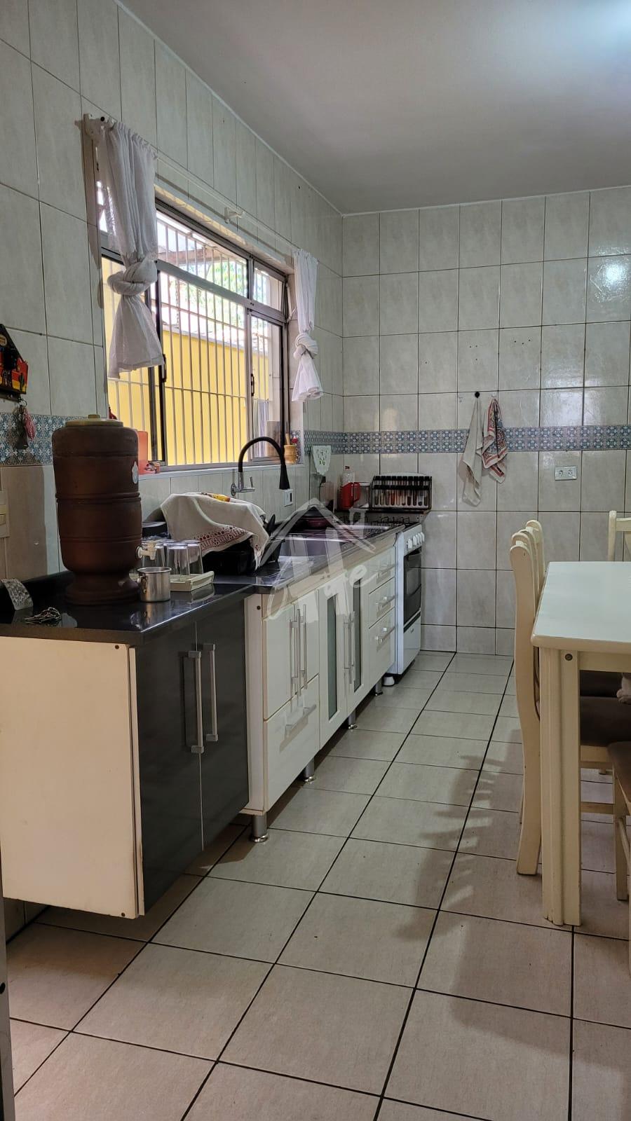 Casa de 125m  ? venda, situada no bairro Jardim It?lia, em V?r...