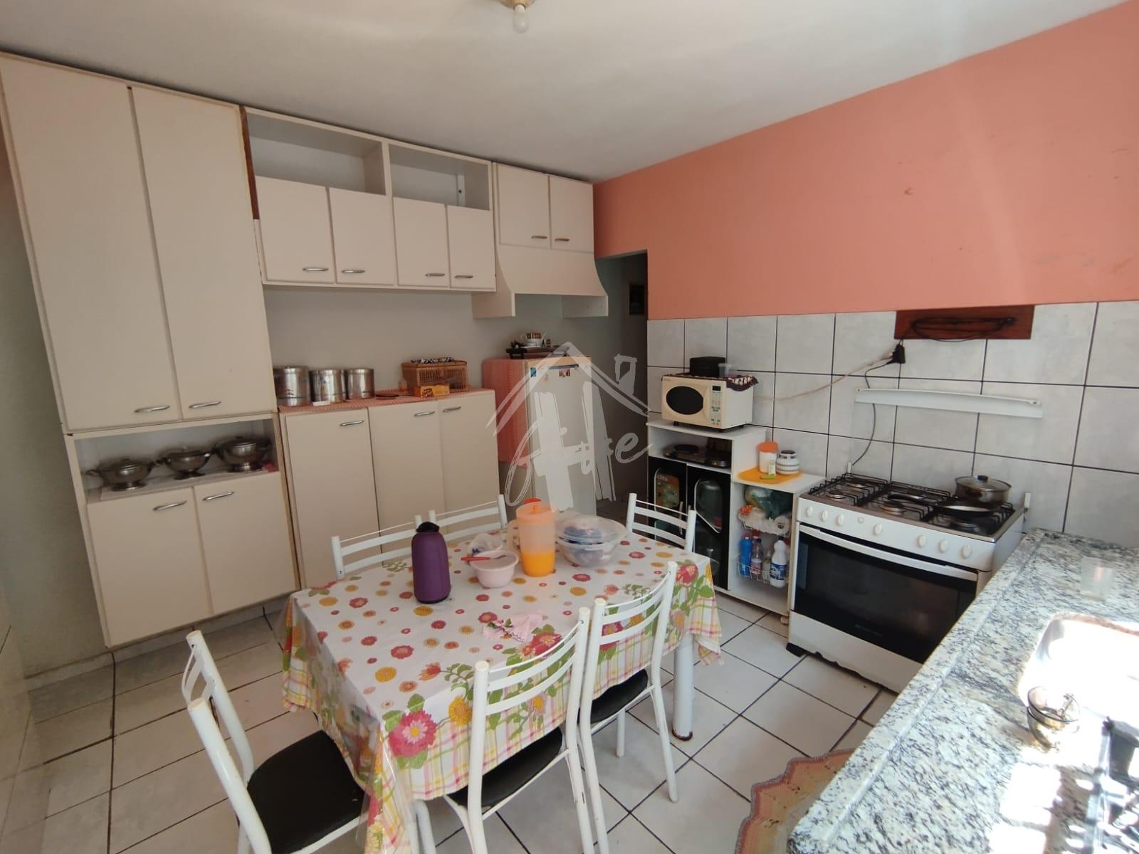 Casa a venda com 100m  no bairro novo bonfim em Cabre?va-SP