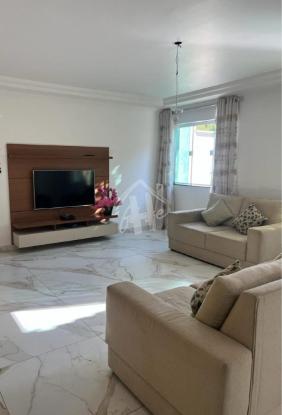 Casa T?rrea 239m, com Piscina e Ed?cula no Engordadouro na cid...