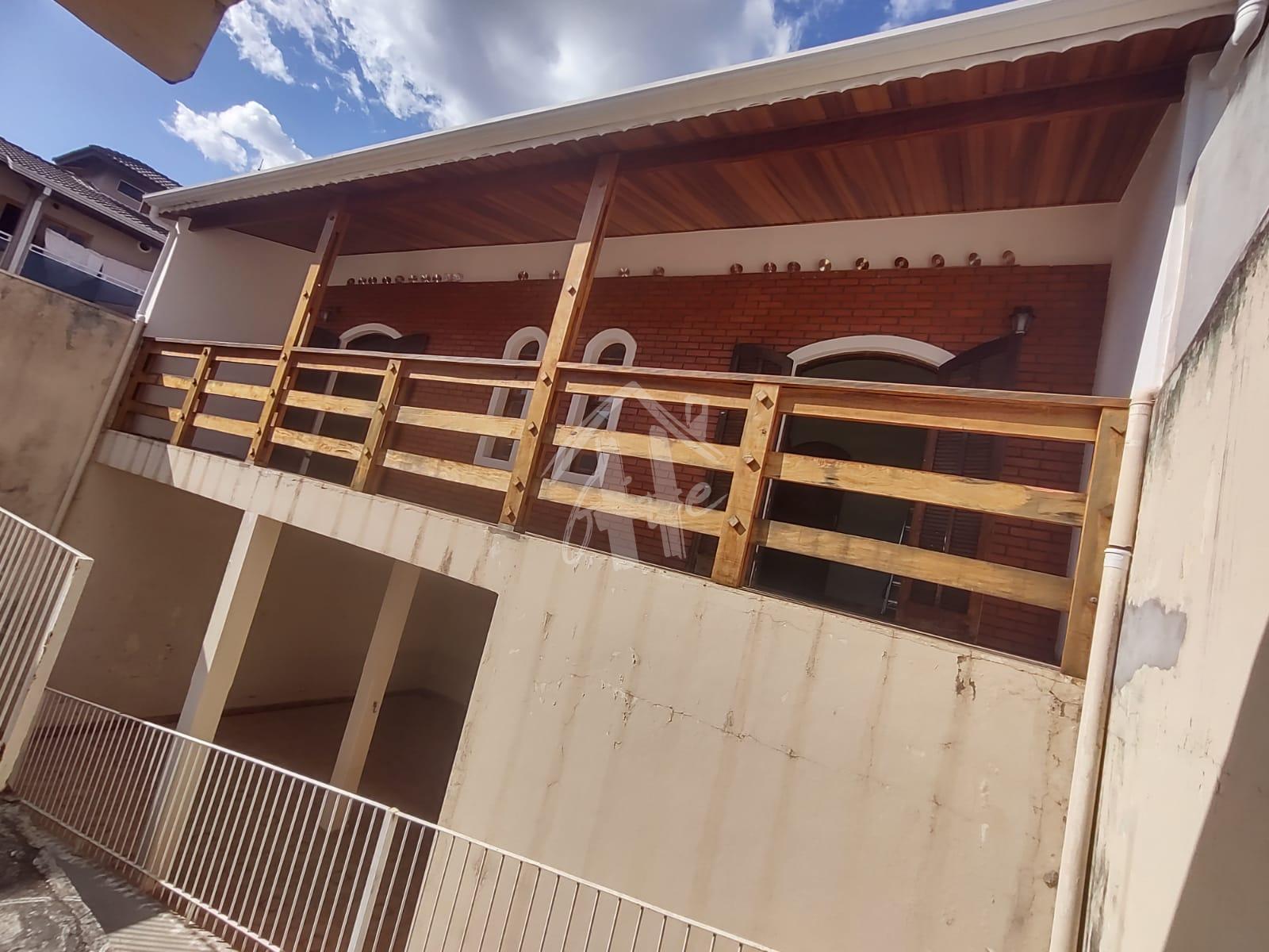 Casa a venda com 250m  localizada no Jardim das Palmeiras , V?...