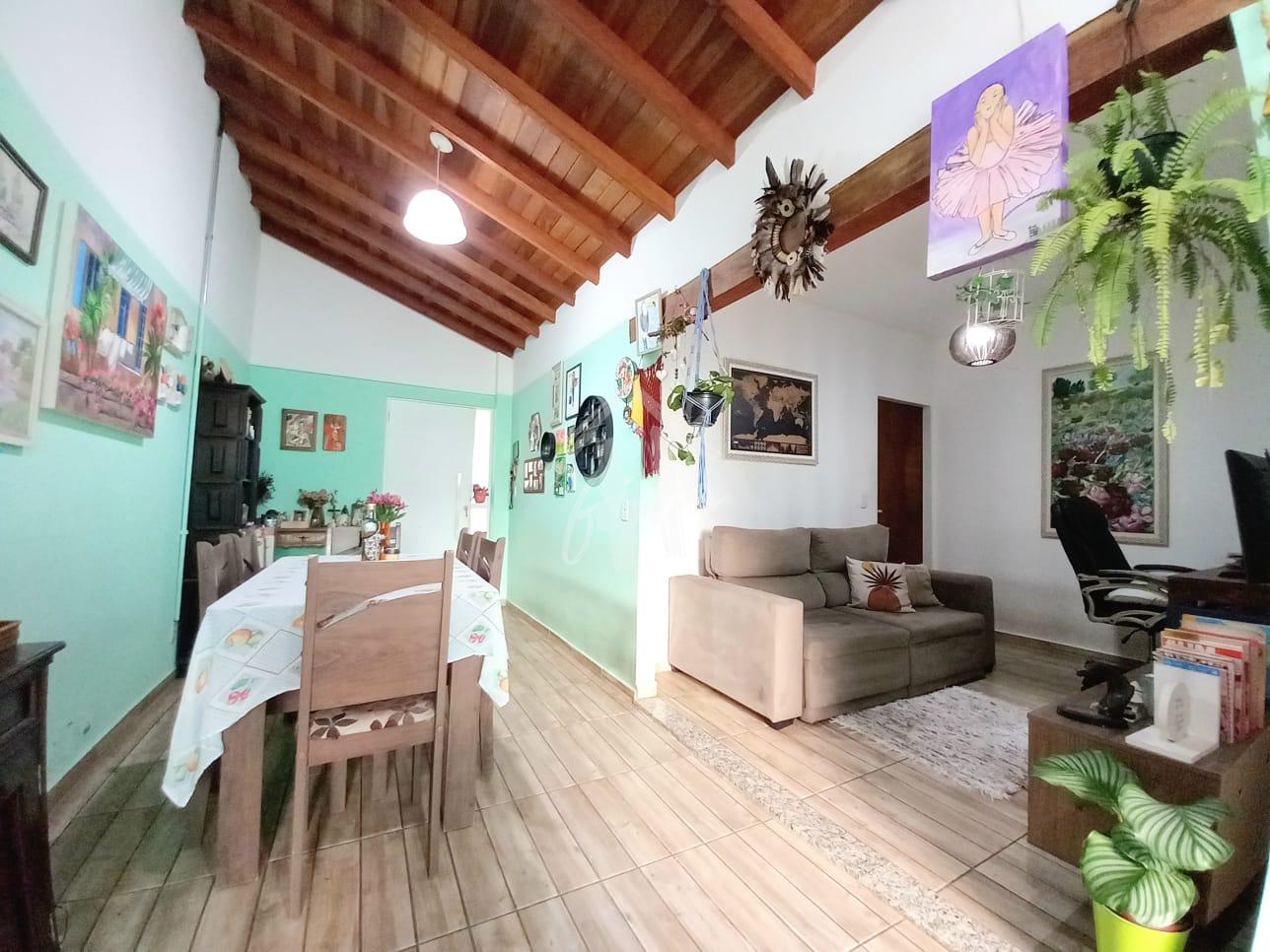 Casa com 4 dormit?rios com 145m  ? venda no Bairro Fazenda Gra...