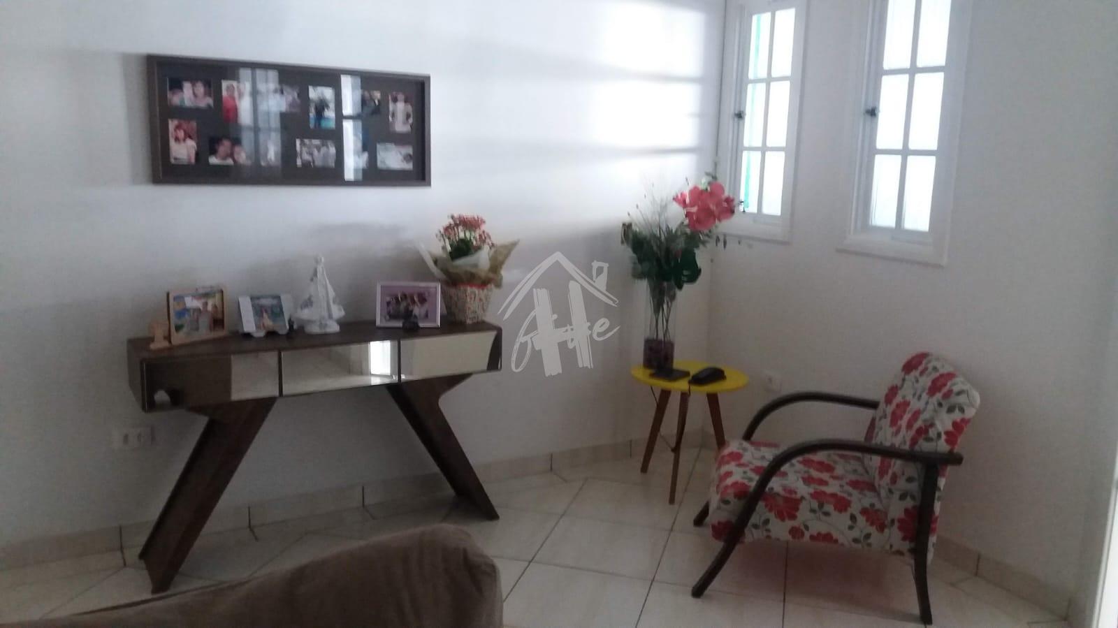 Sobrado a venda com 4 Dormit?rios com 229m  localizado no bair...