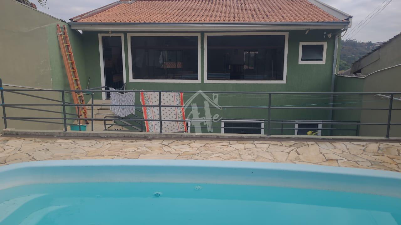 CASA ? VENDA COM 245M  A C e 345M  A T COM O3 DORM, SENDO 01 S...