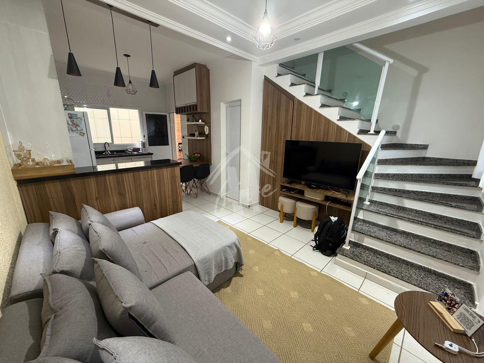 Sobrado ? venda com 2 dormit?rios, no bairro Maracan?  Jarinu SP