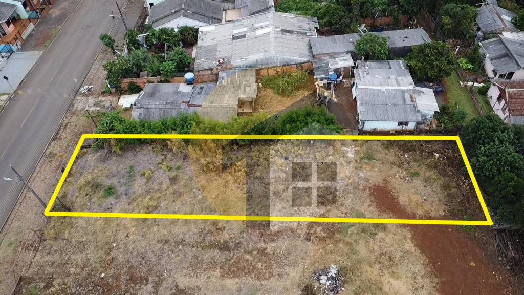 VENDE-SE TERRENO