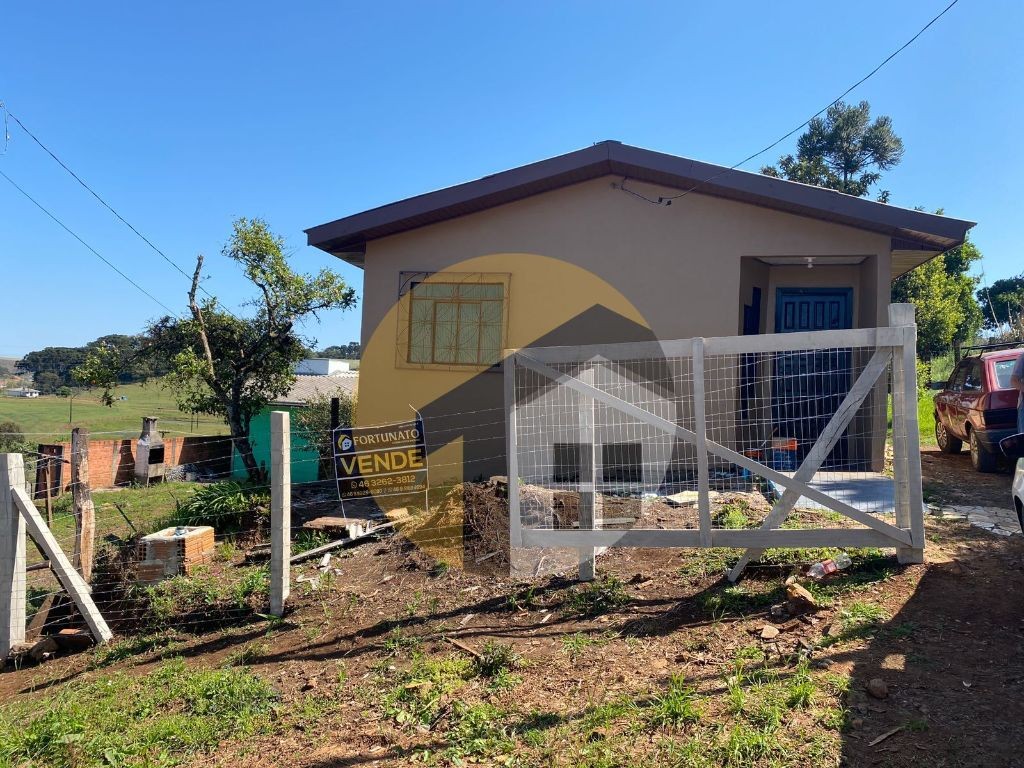 VENDE-SE CASA