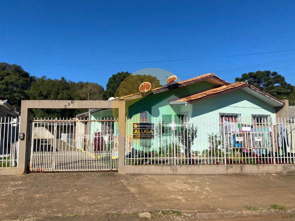 VENDE-SE CASA EM CONDOMINIO