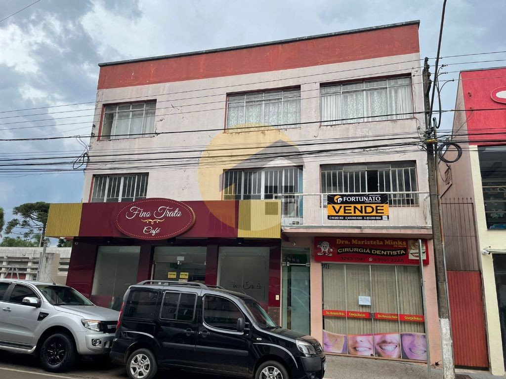VENDE-SE PR?DIO NO CENTRO