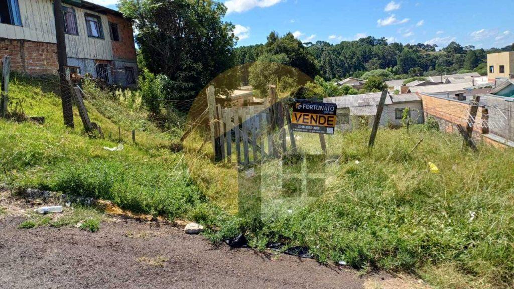 VENDE-SE AMPLO TERRENO