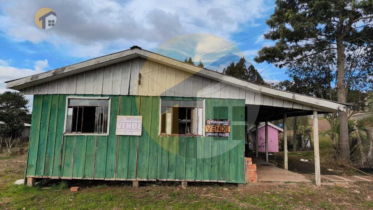 VENDE-SE TERRENO CONTENDO CASA