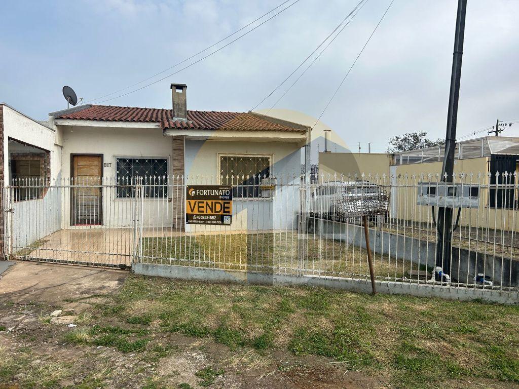 VENDE-SE CASA