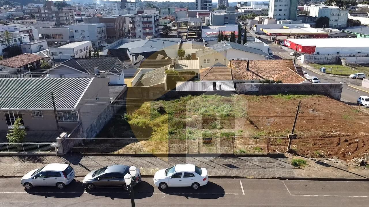 VENDE-SE TERRENO