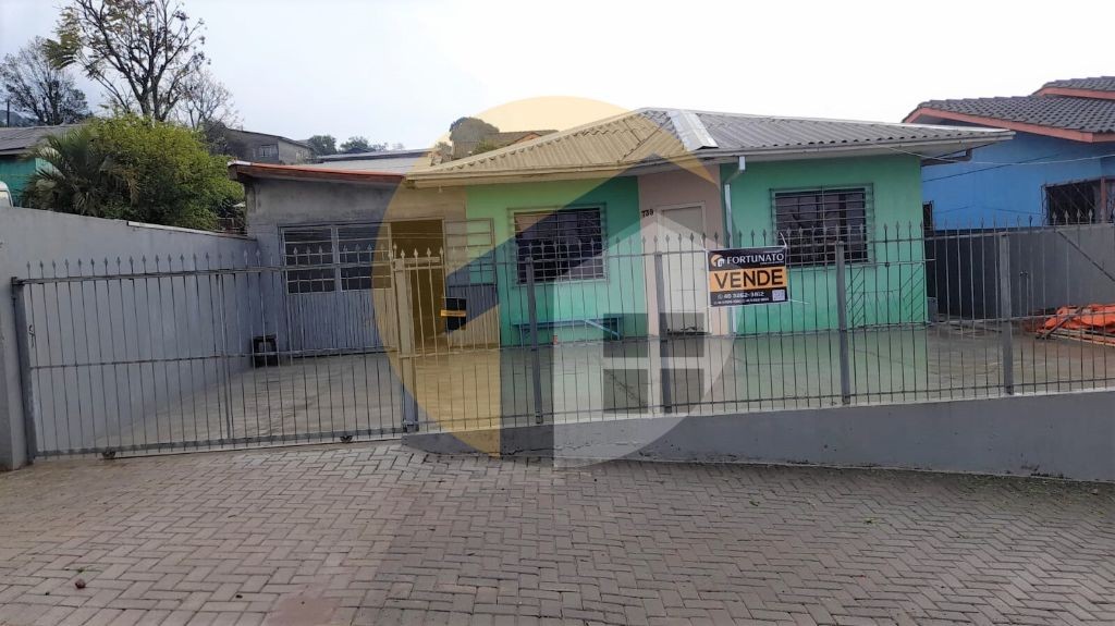 VENDE-SE CASA