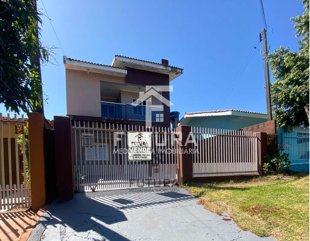 SOBRADO COM SUÍTE, DOIS QUARTOS, BAIRRO CONDÁ, MEDIAENIRA PR