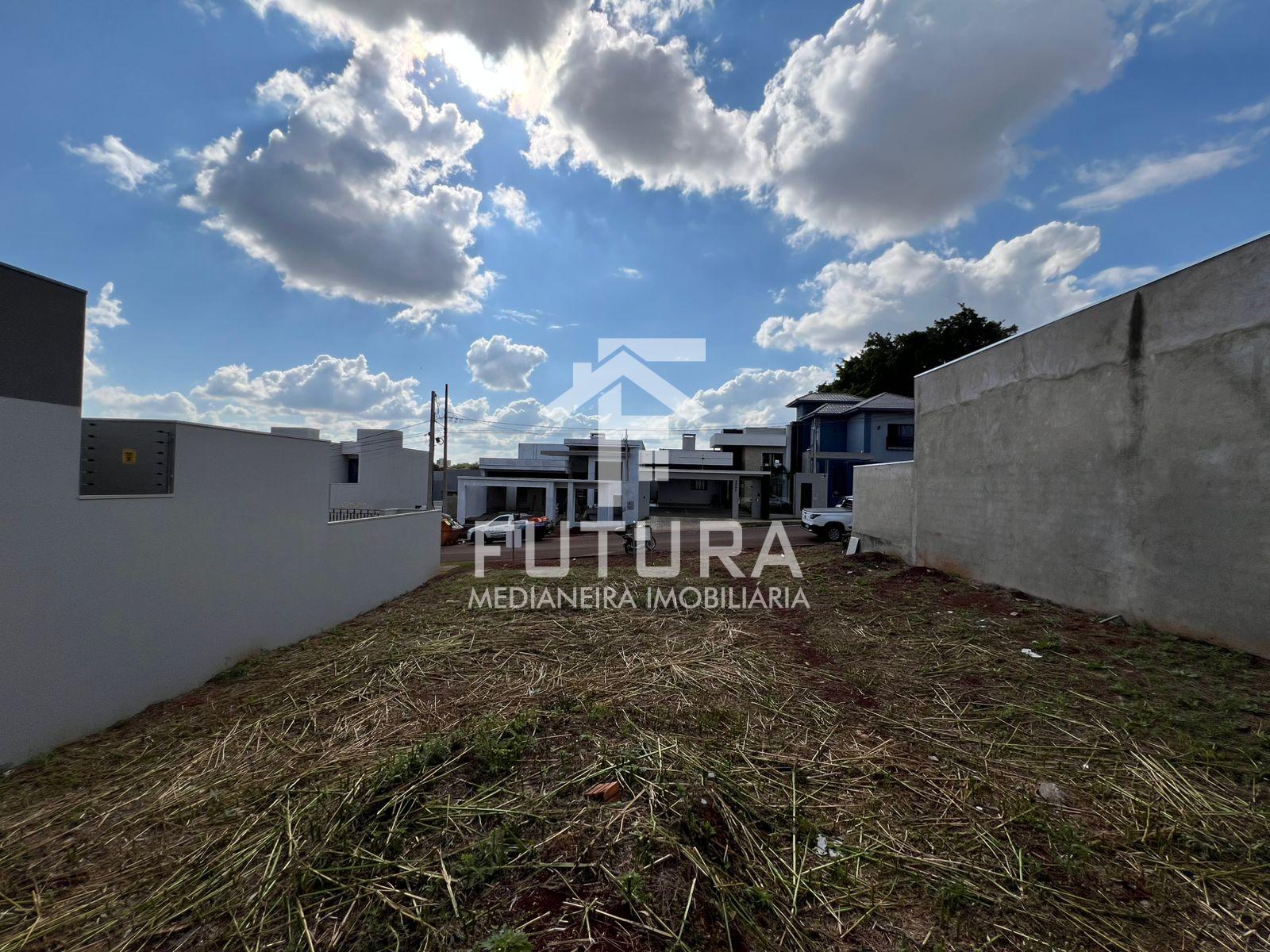 Terreno à venda, 13,2m de frente, CIDADE ALTA, MEDIANEIRA - PR