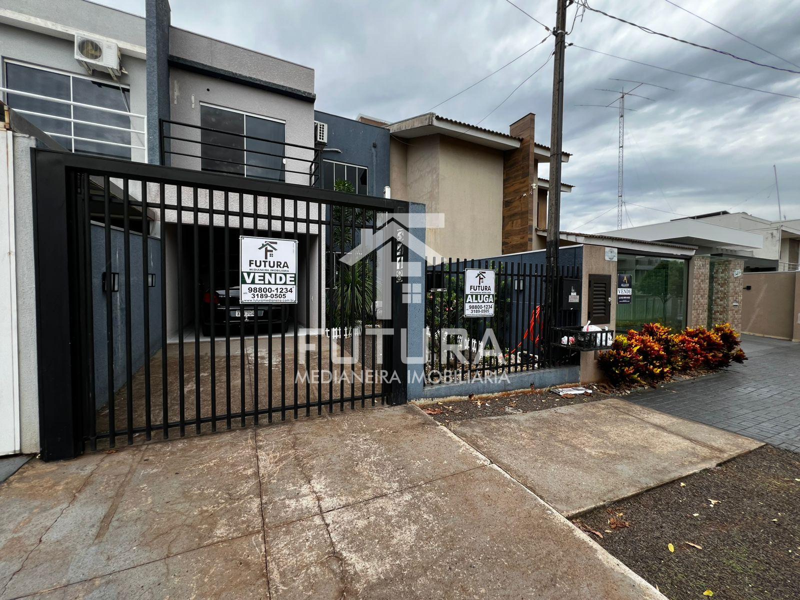 Sobrado com 3 dormitórios à venda, SANTOS DUMONT, MEDIANEIRA - PR