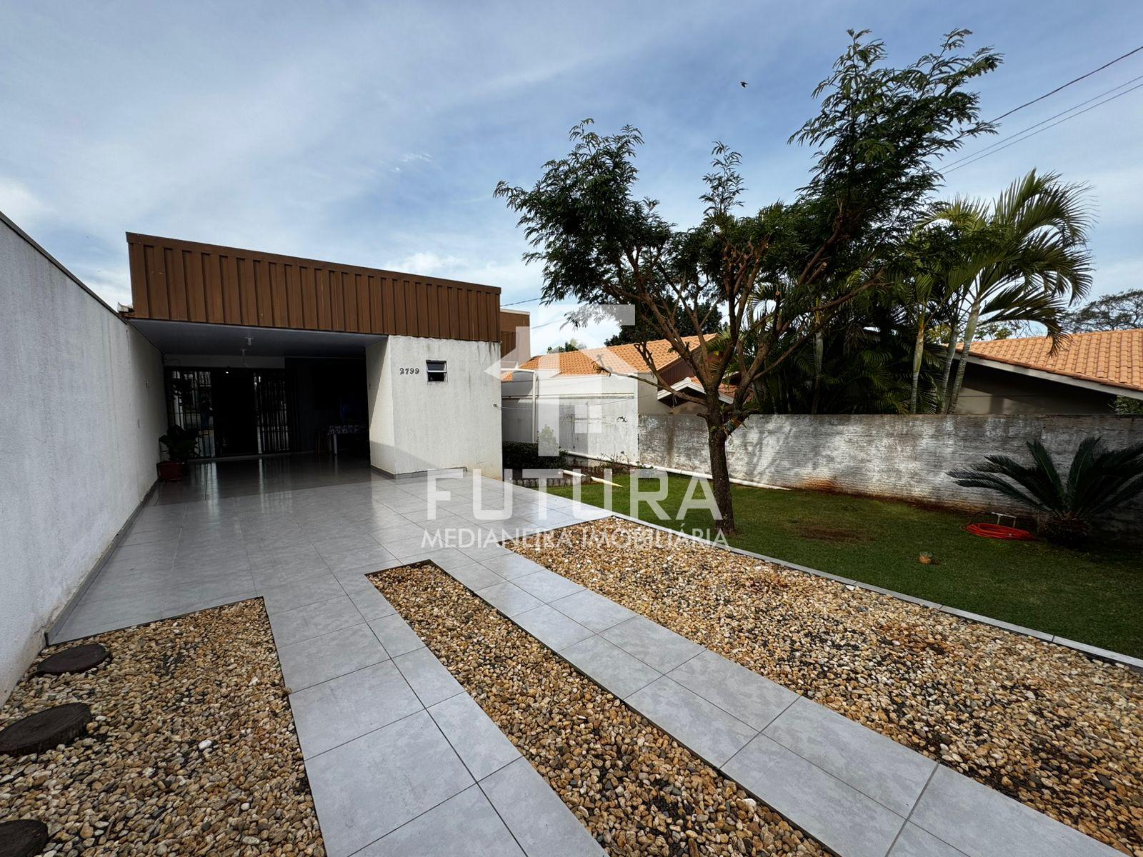 Casa com 3 dormitórios, CIDADE ALTA, MEDIANEIRA - PR