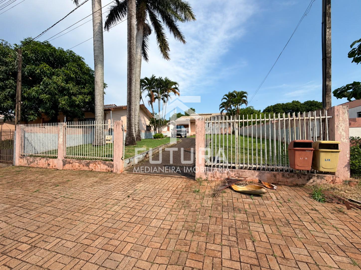 Casa com 3 dormitórios à venda, CIDADE ALTA, MEDIANEIRA - PR