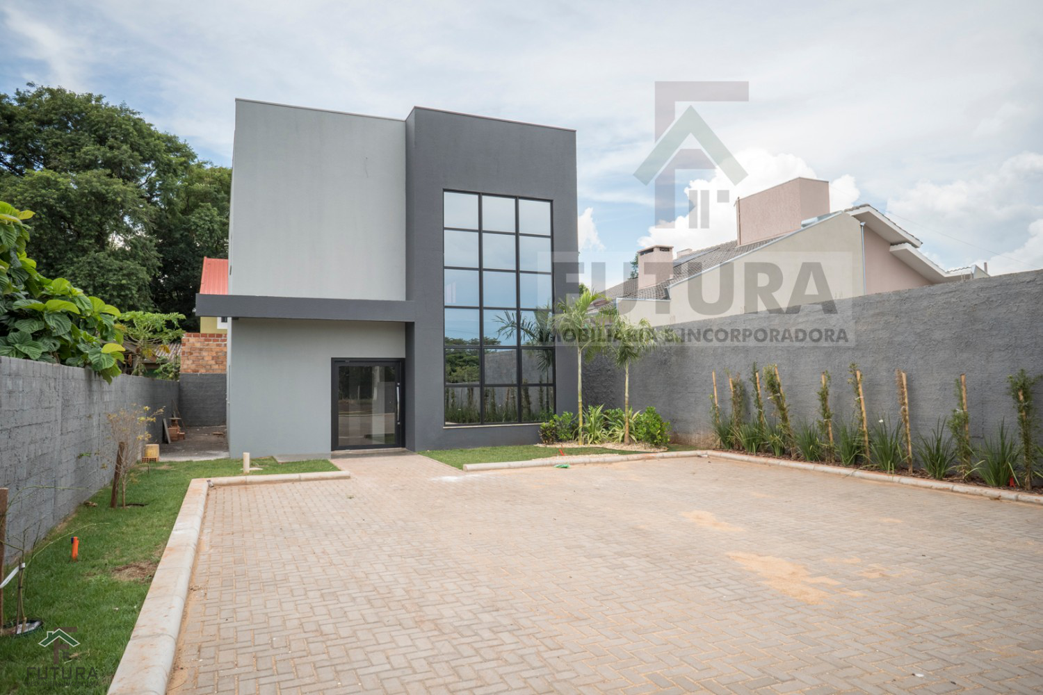 SALA COMERCIAL 