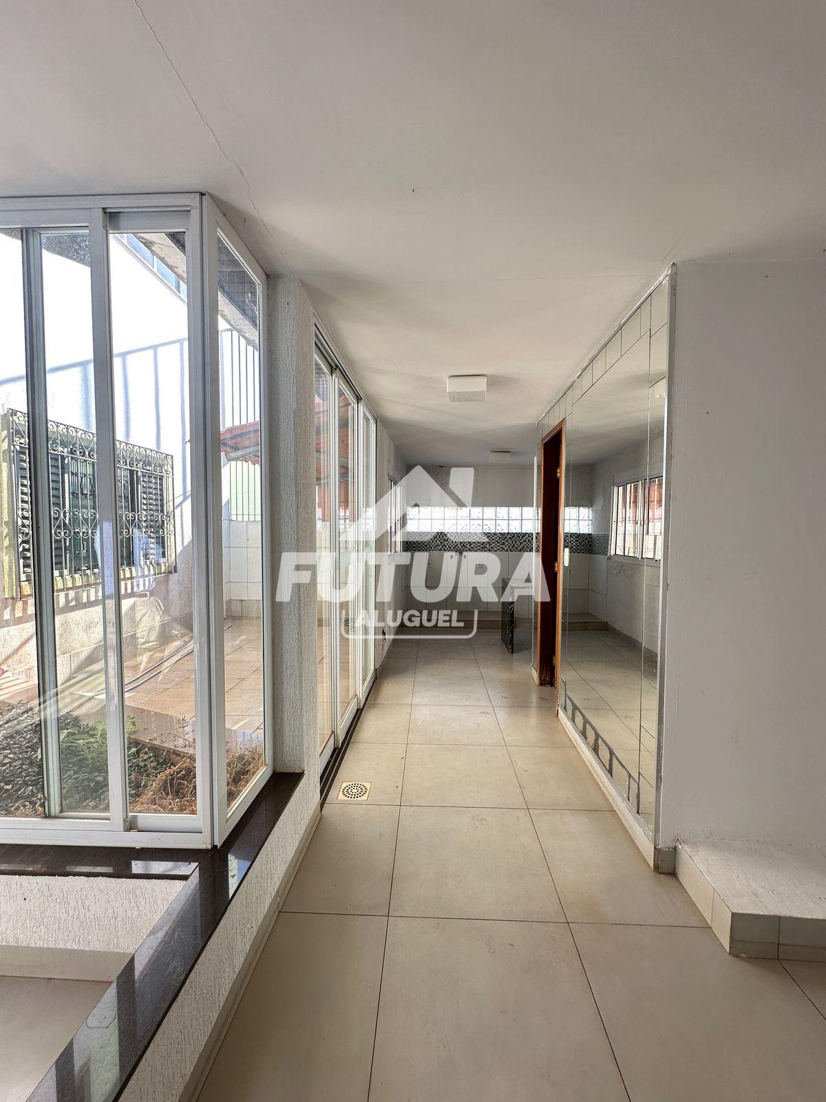 Casa comercial para locação, Setor Central, RIO VERDE - GO