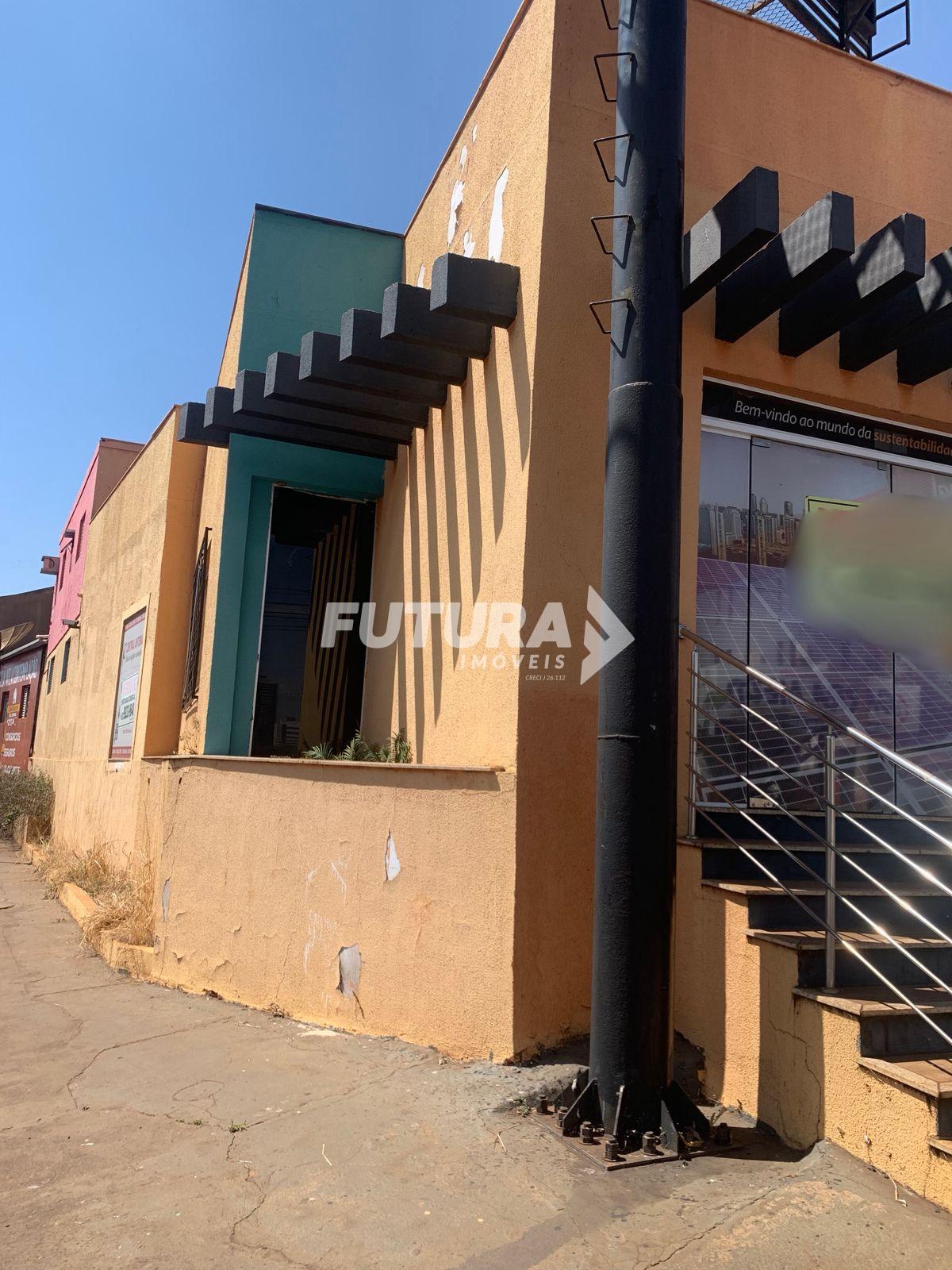 Prédio Comercial para Locação na Av. Eurico Veloso do Carmo  ...