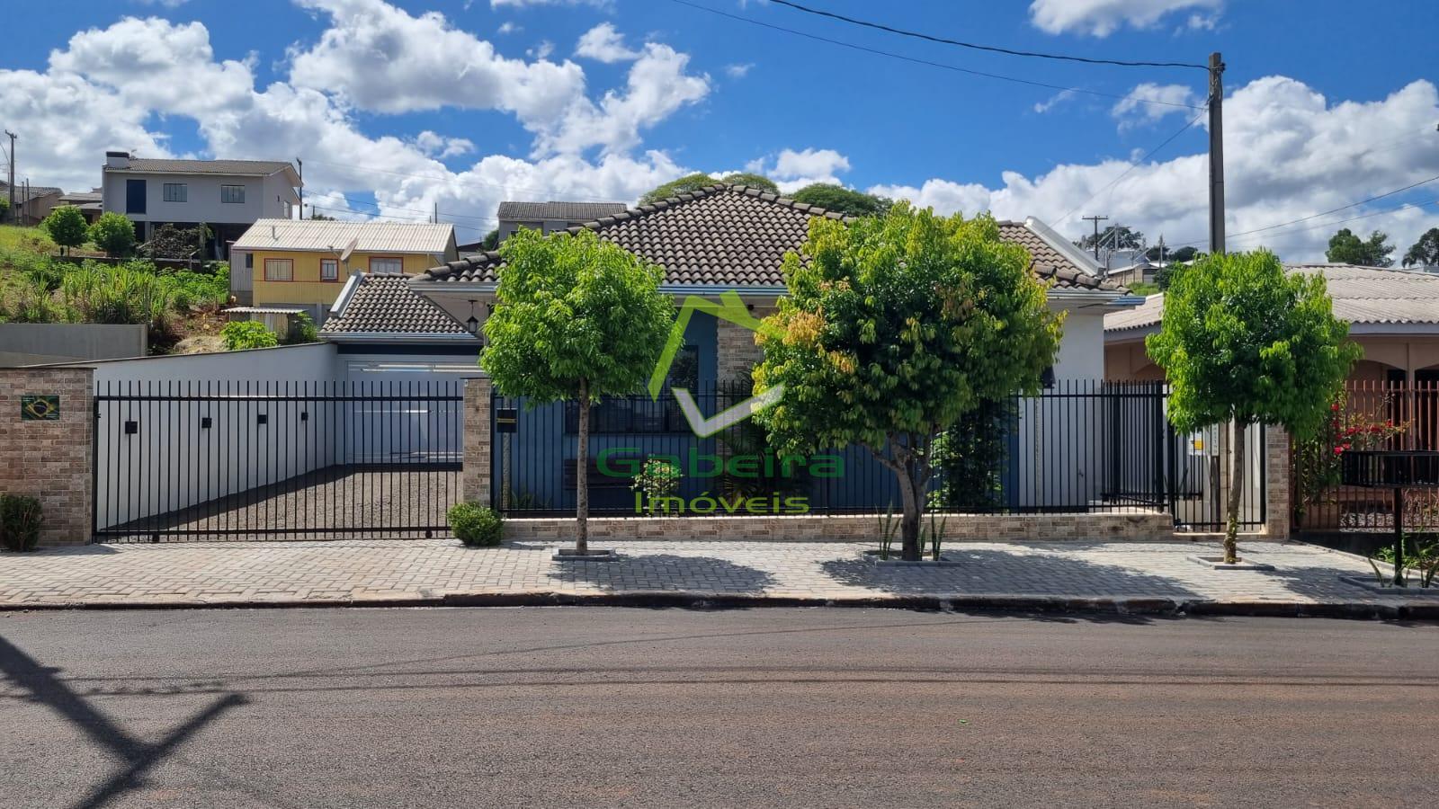 Casa com 4 dormitrios  venda, LOTEAMENTO FERRI, CORONEL VIVIDA - PR