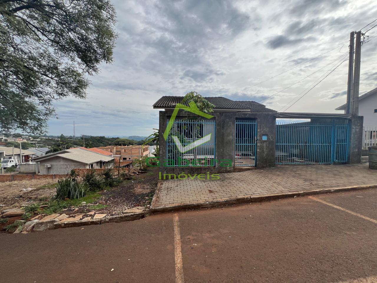 Casa com 5 dormitrios  venda, LOTEAMENTO FERRI, CORONEL VIVIDA - PR