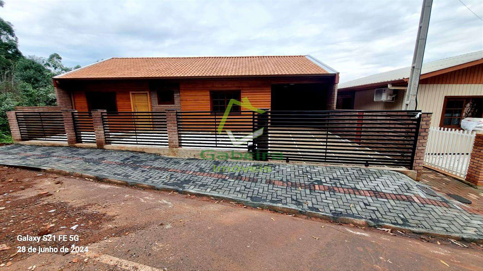 Casa com 3 dormitrios  venda, FRANZONI 2, CORONEL VIVIDA - PR