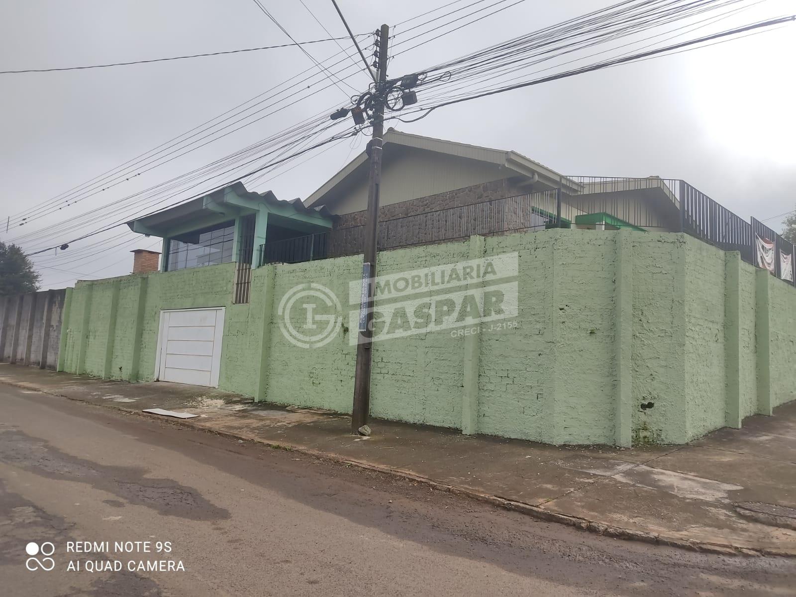 CASA NO BAIRRO DOS ESTADOS MEDINDO 219,15 M2 E TERRENO MEDINDO...