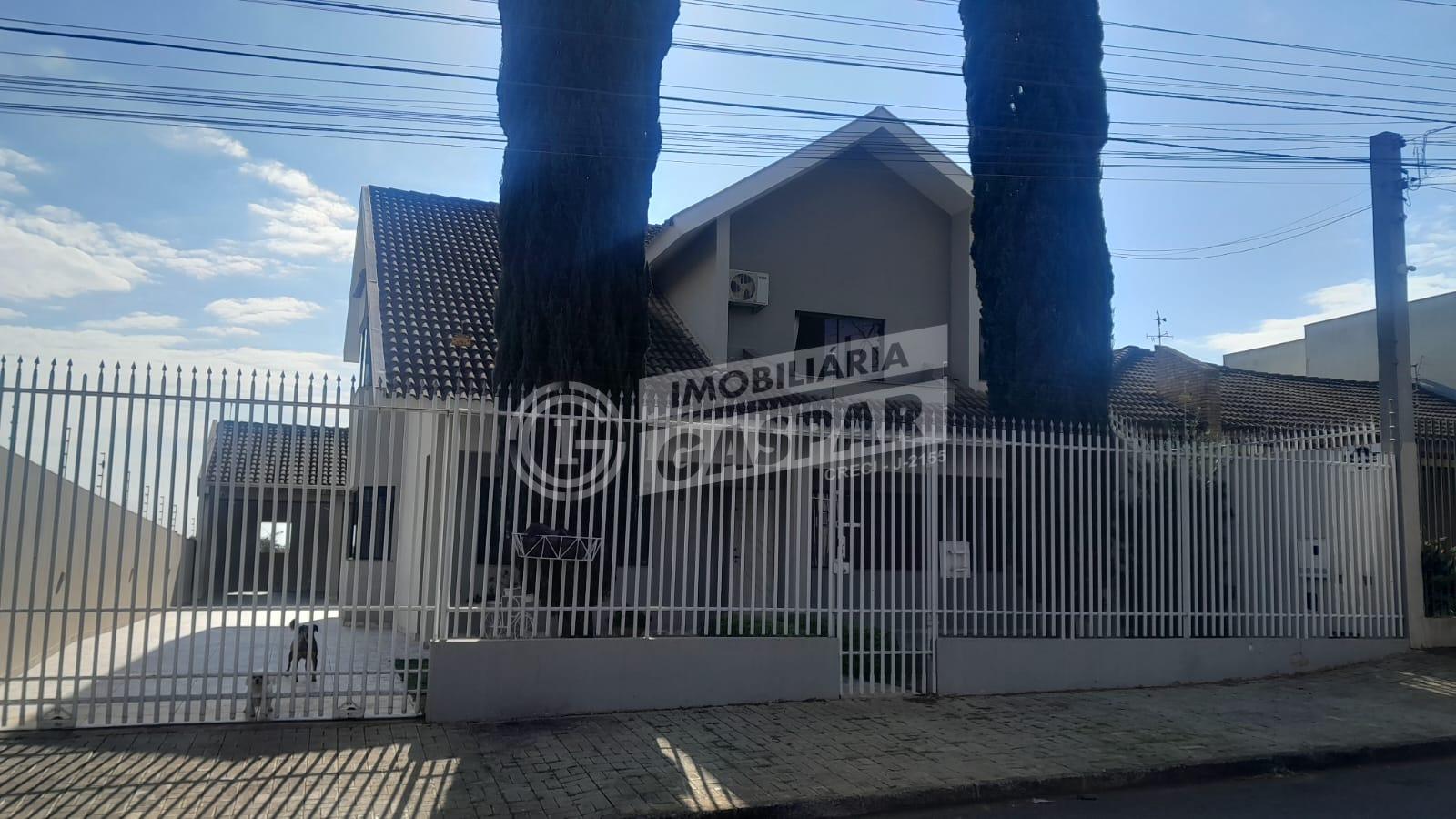 SOBRADO COM PISCINA PRA VENDA, NO ALTO DA XV, GUARAPUAVA - PR
