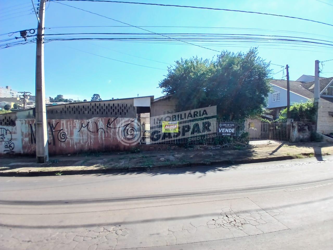 CASA DE MADEIRA , BAIRRO DOS ESTADOS, GUARAPUAVA - PR