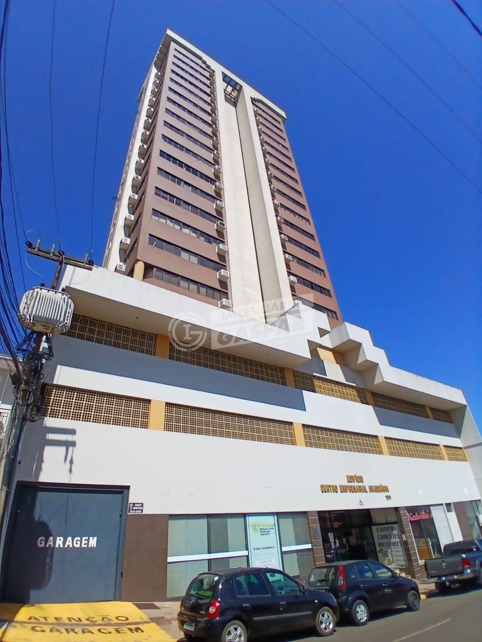 SALA COMERCIAL P LOCAÇÃO-RUA  MARECHAL F. PEIXOTO,1811-SL.122-...