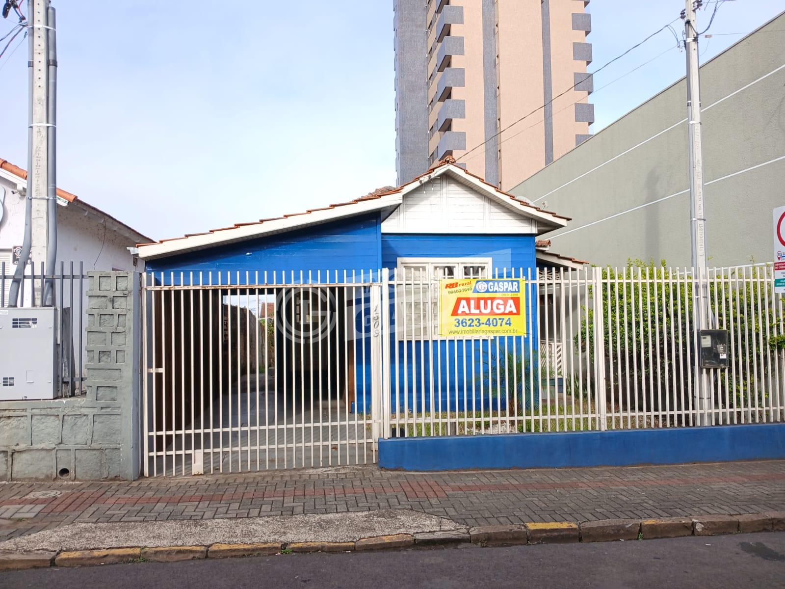 CASA DE MADEIRA P LOCAÇÃO RUA  MARECHAL F. PEIXOTO,1309 -CENTR...