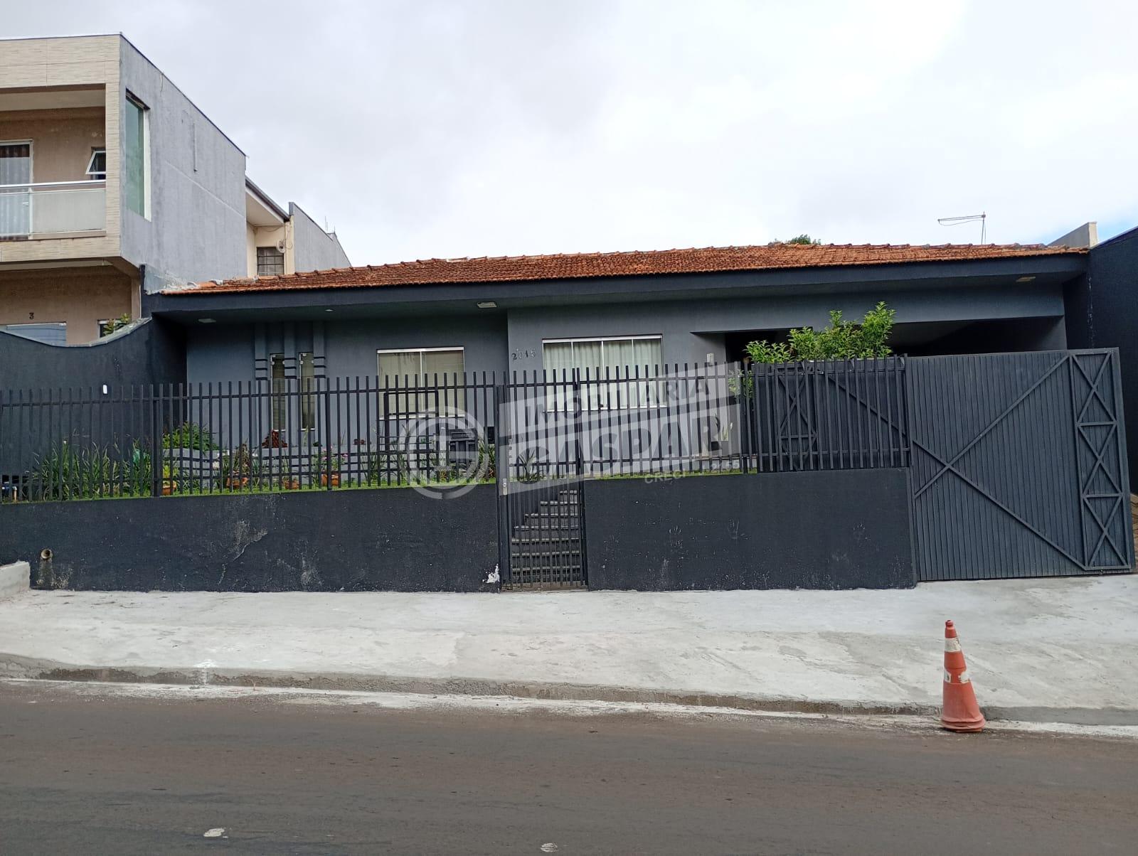 CASA PARA LOCAÇÃO NO BONSUCESSO