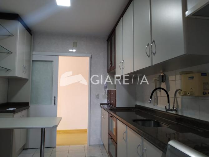 Apartamento para alugar com 2 quartos, 86m² - Foto 7