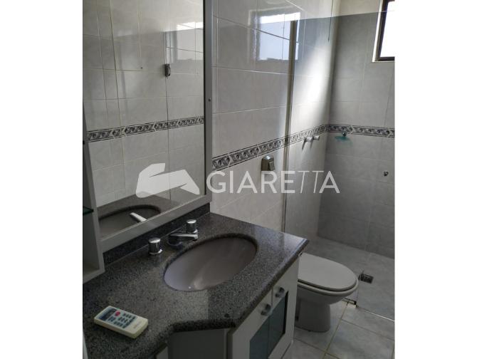 Apartamento para alugar com 2 quartos, 86m² - Foto 11