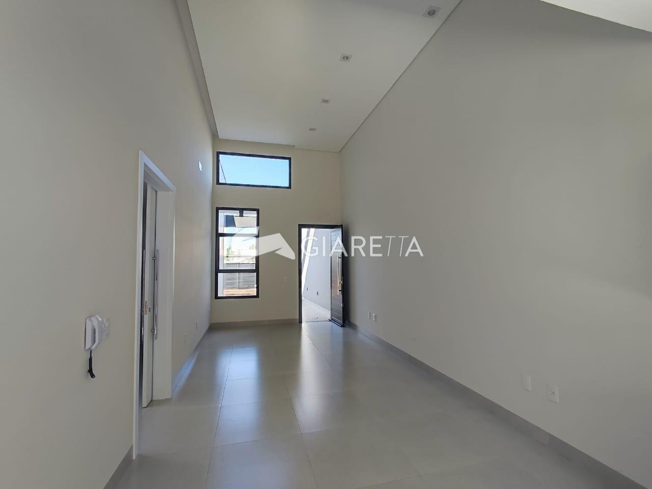 Casa para alugar com 2 quartos, 101m² - Foto 1