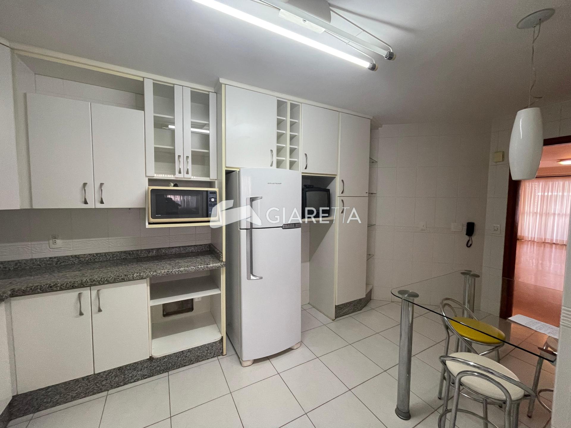 Apartamento para alugar com 2 quartos, 100m² - Foto 7