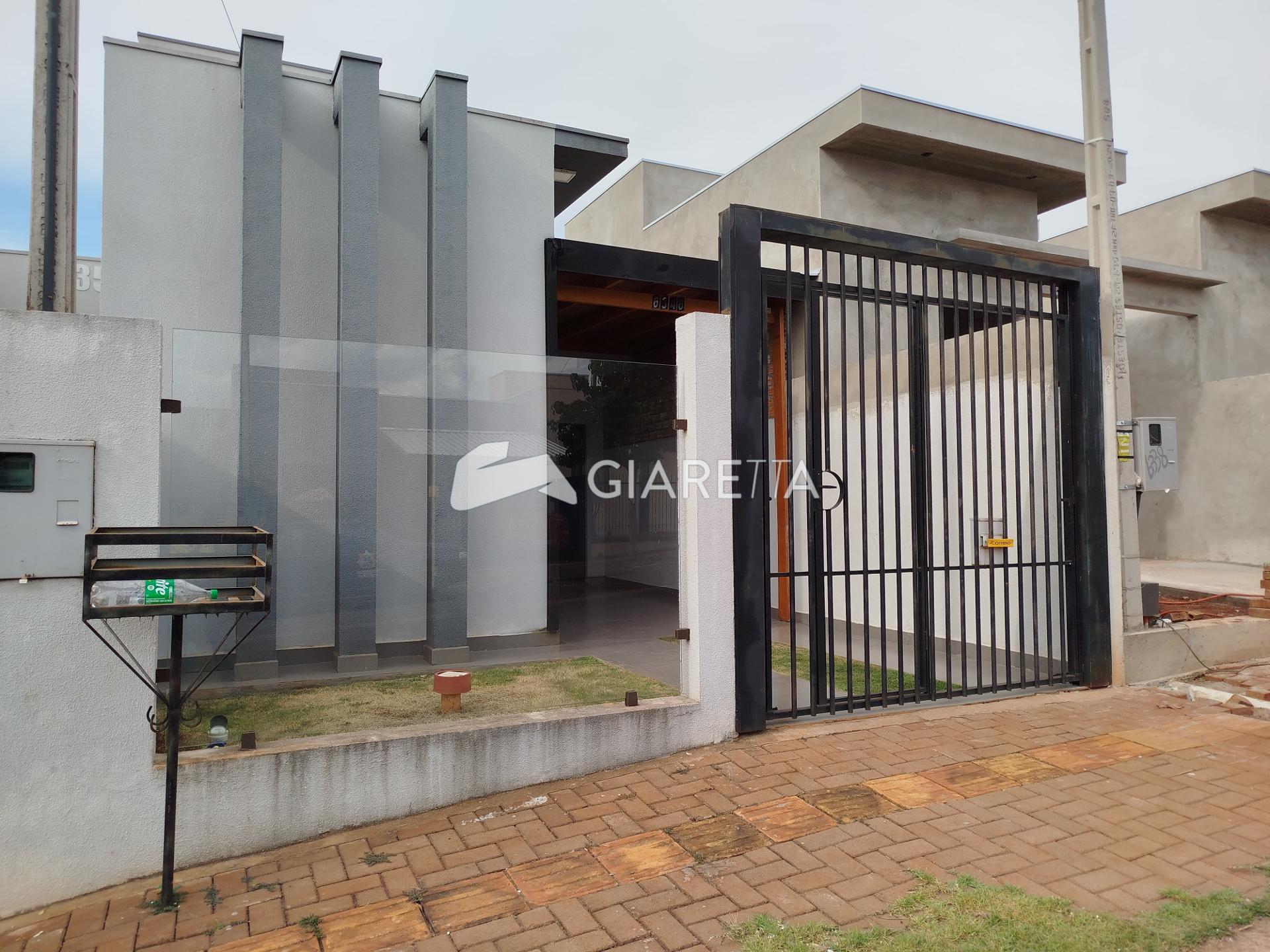 Casa para alugar com 2 quartos, 49m² - Foto 1