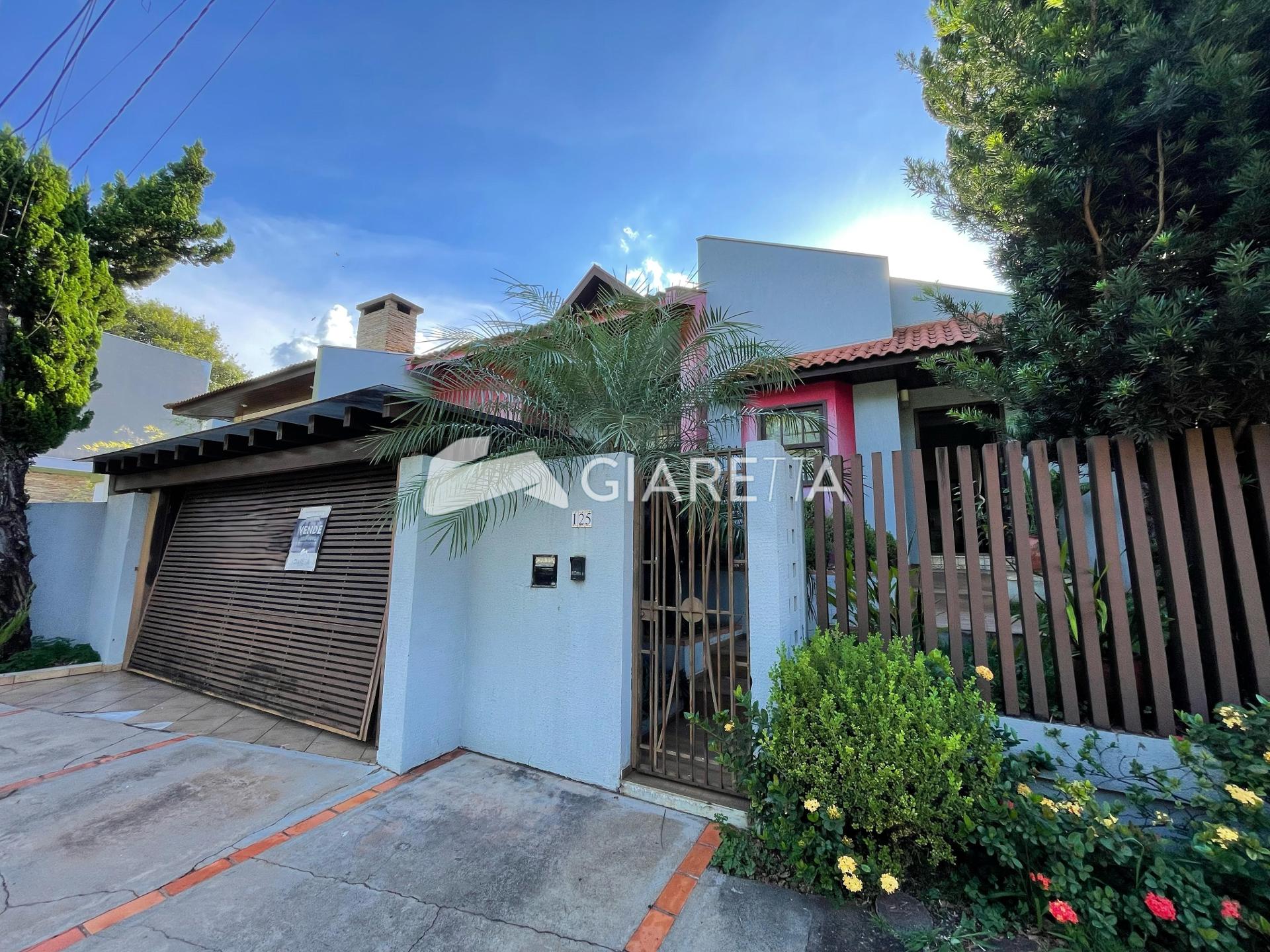 Casa, 3 quartos, 341 m² - Foto 1