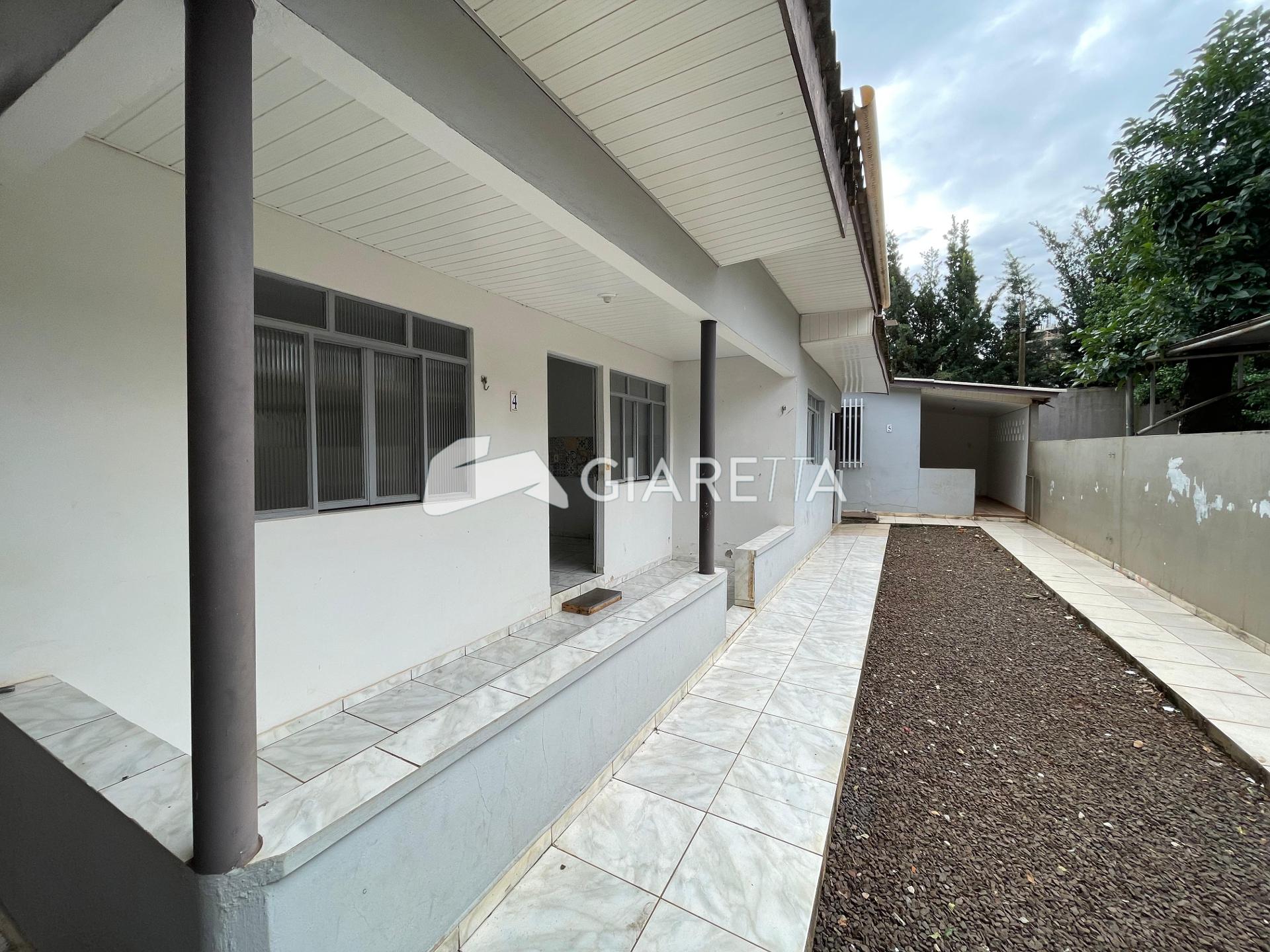Casa para alugar com 2 quartos, 20m² - Foto 1