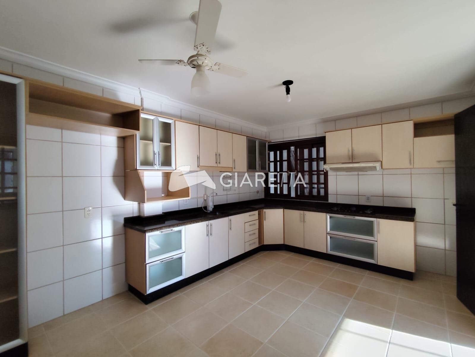 Apartamento para alugar com 1 quarto, 245m² - Foto 4