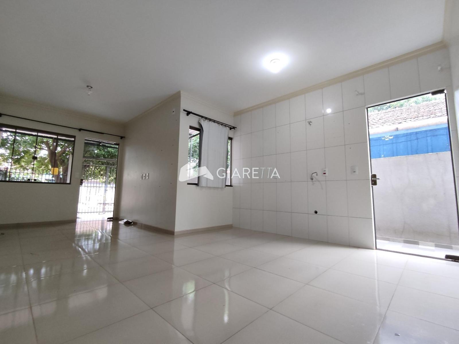 Casa para alugar com 2 quartos, 64m² - Foto 5