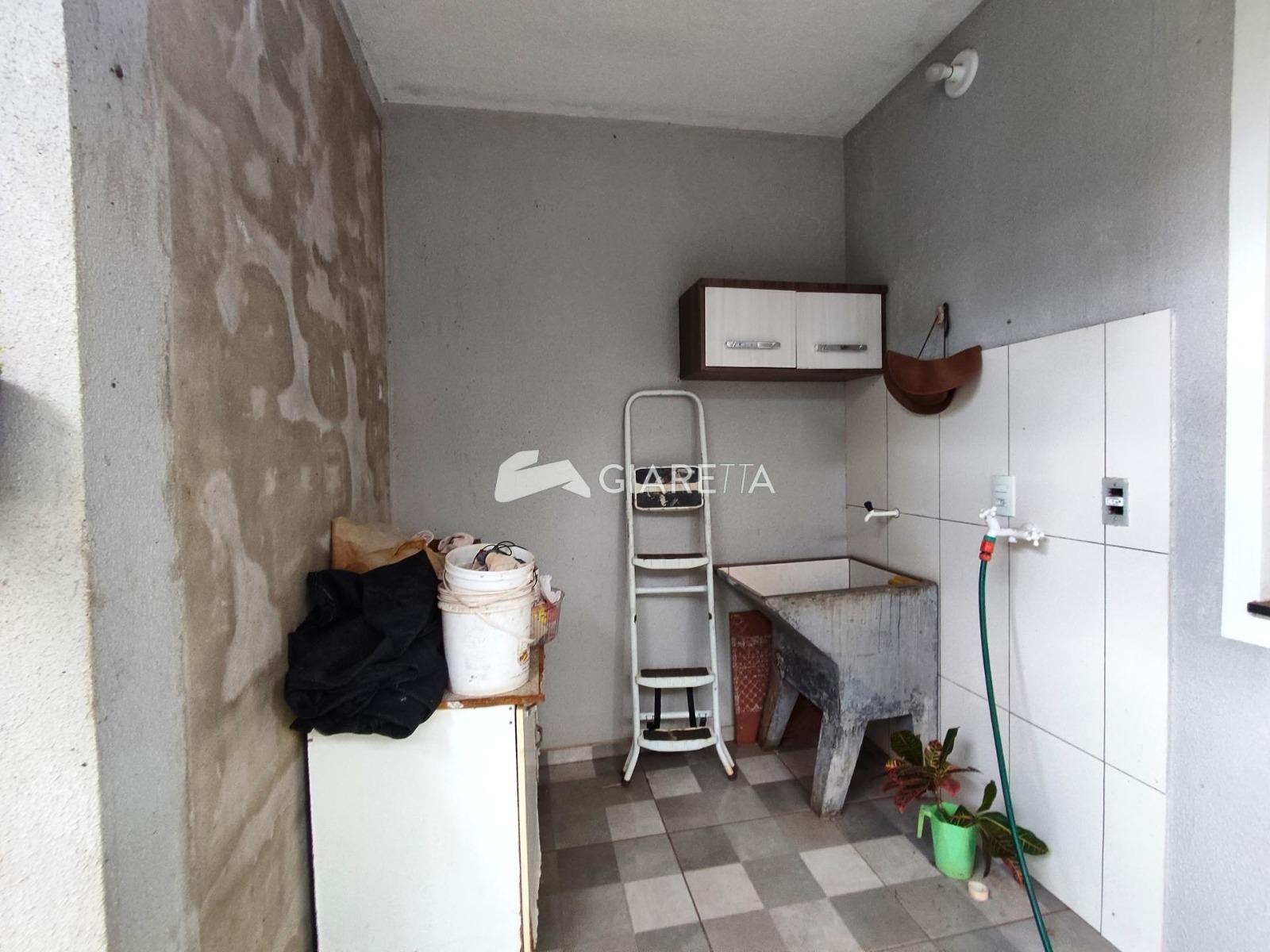 Casa para alugar com 2 quartos, 64m² - Foto 12