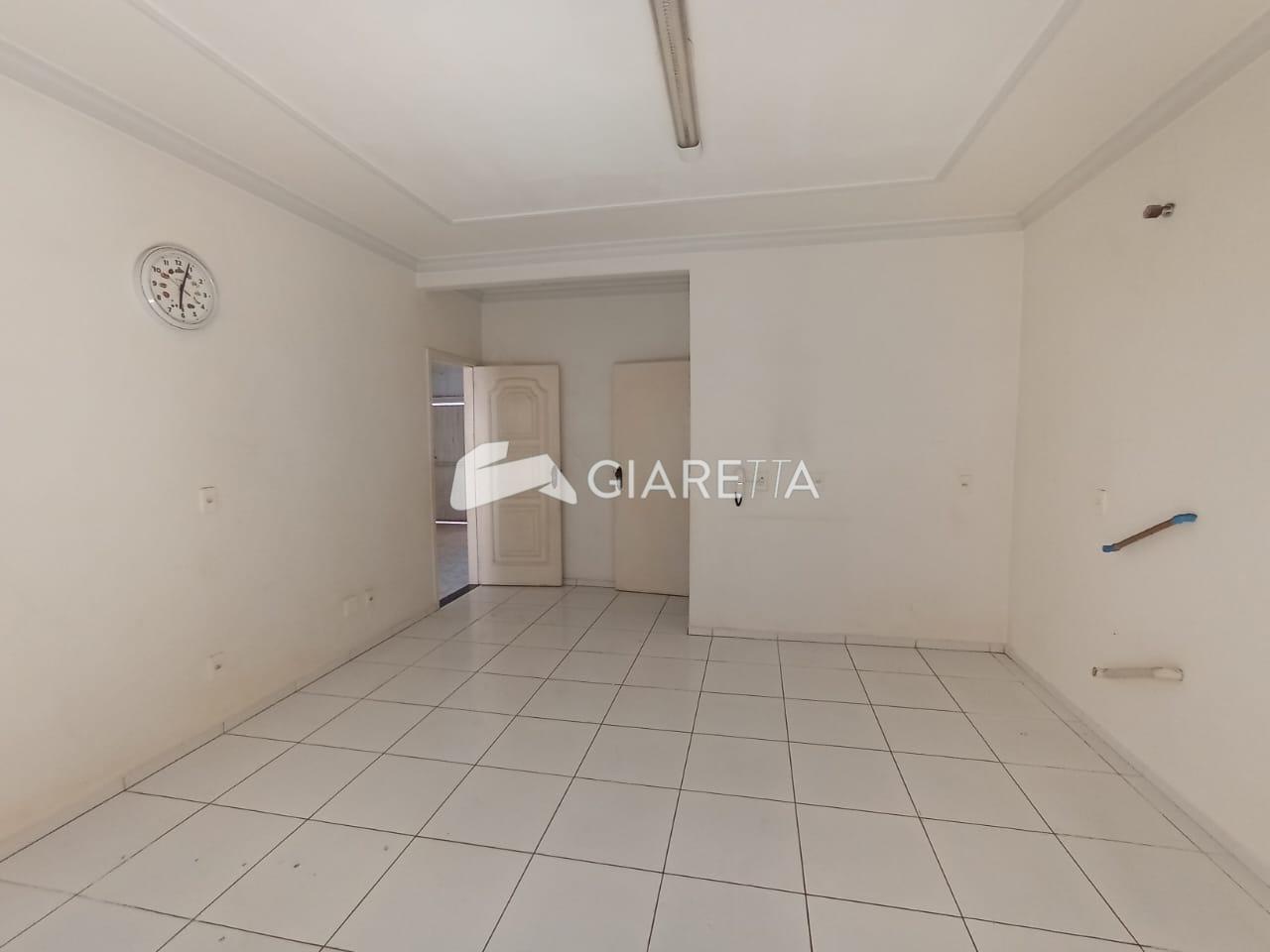 Casa para alugar com 2 quartos, 204m² - Foto 12