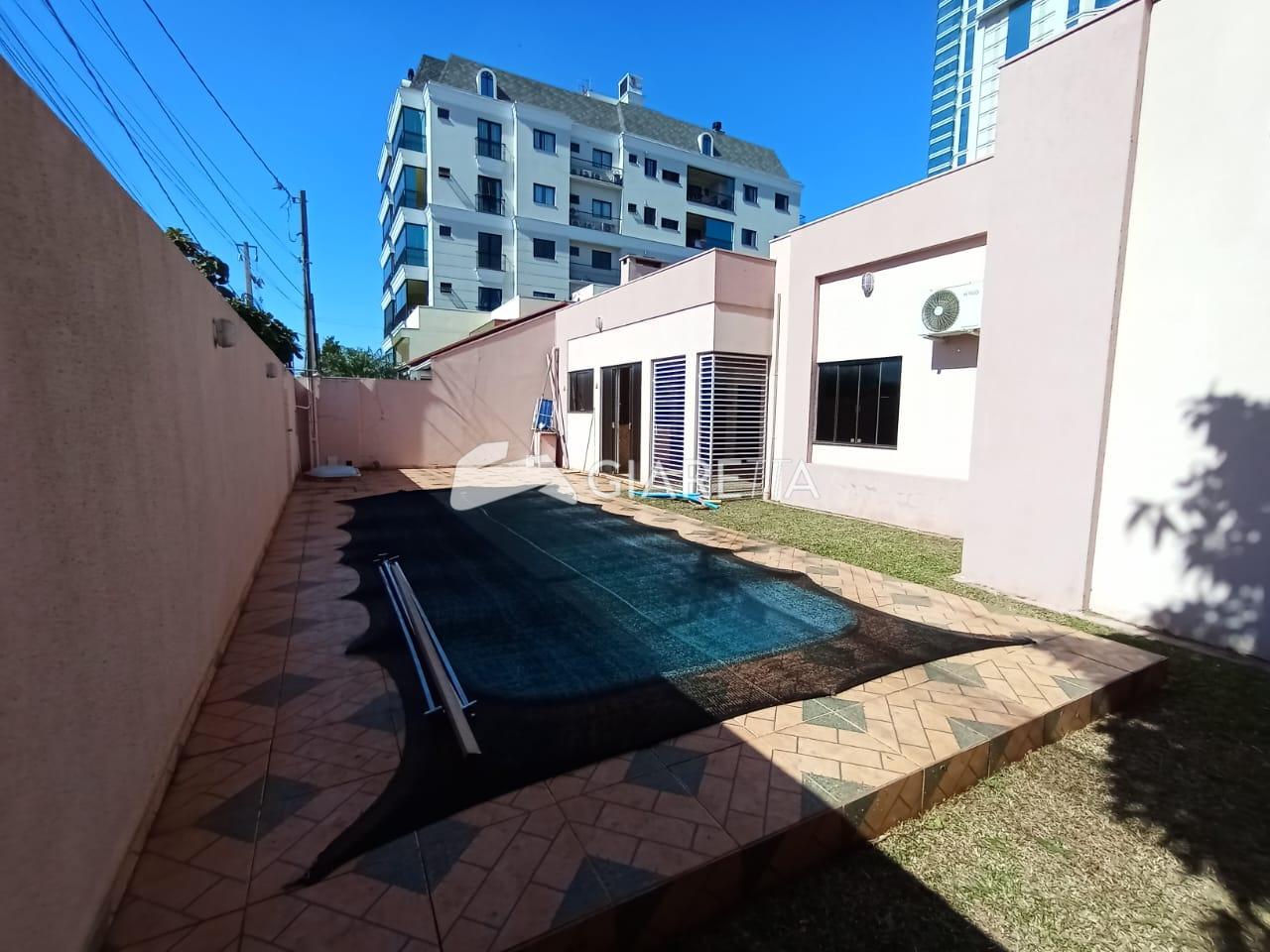 Casa para alugar com 2 quartos, 204m² - Foto 15
